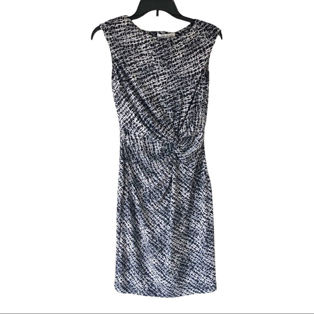‎Kenneth Cole Sleeveless Black/White Knot Detail Dress